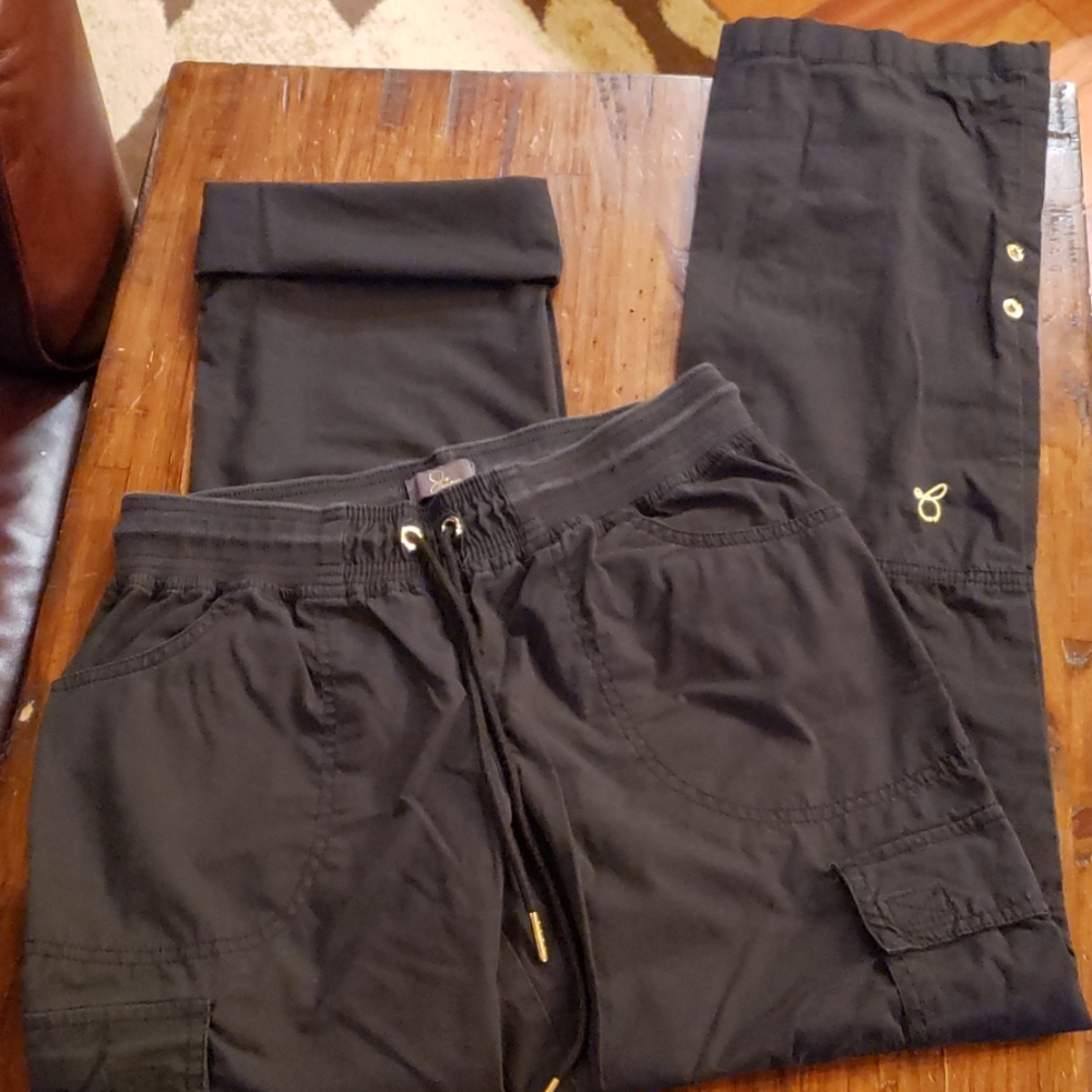 Jaanuu scrub pants